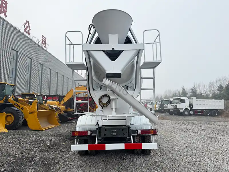 HOWO 8×4 Concrete Mixer Truck_2