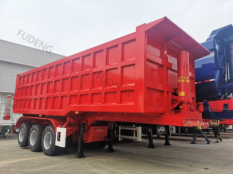 the dump truck easy to roll over4.jpg