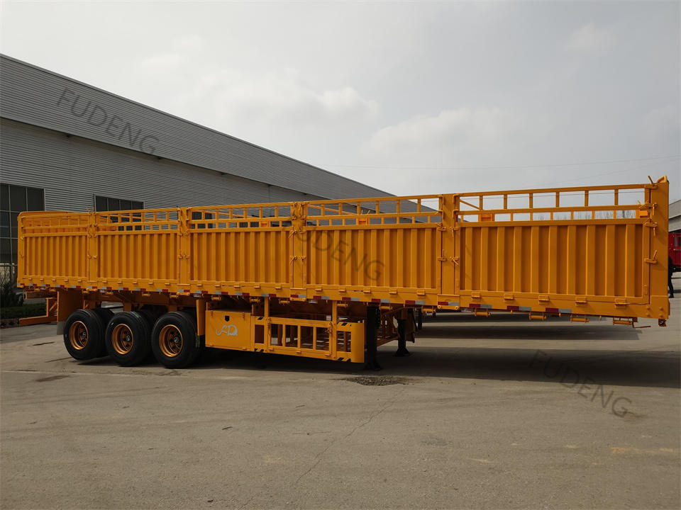 China 3axle 80tons Fence Semi trailer for Africa (1)