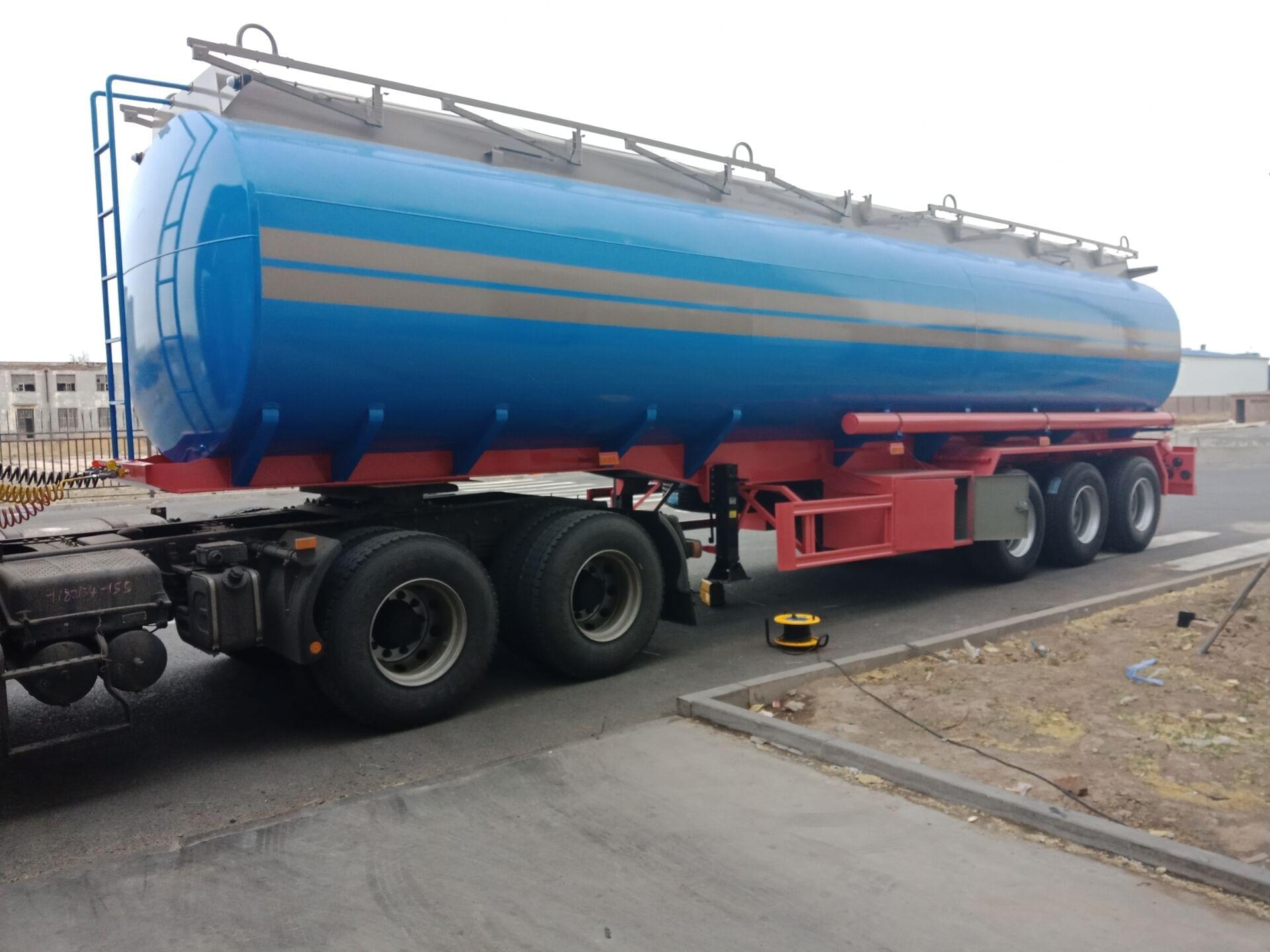 59.4 m3 LPG tank trailer in stock. Last 12 units!