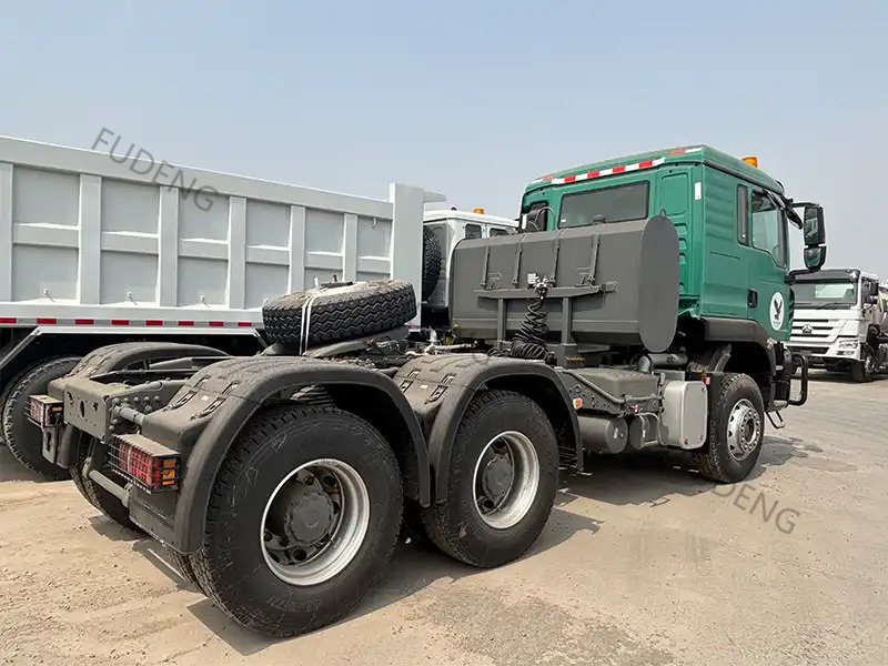 HOWO TX 400HP Tractor 4