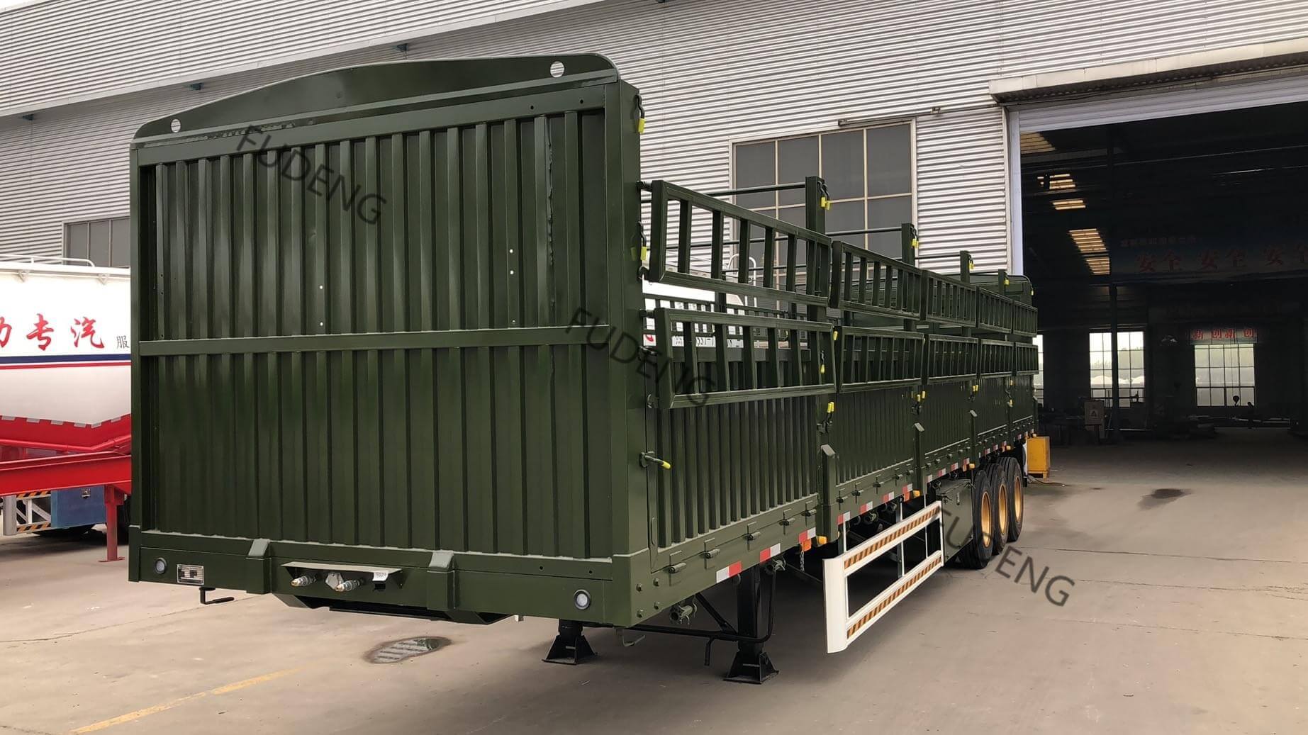 How to choose fence cargo trailer or side wall trailer?
