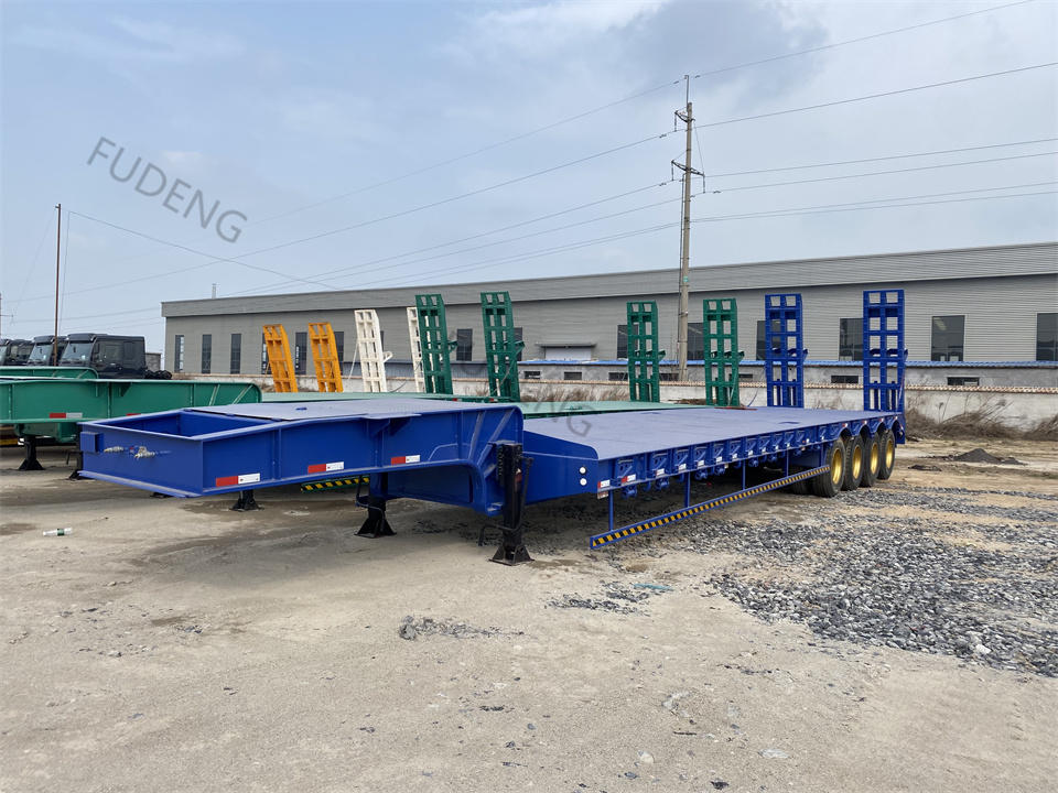 High Quality 4axle lowboy trailer truck Price (2)