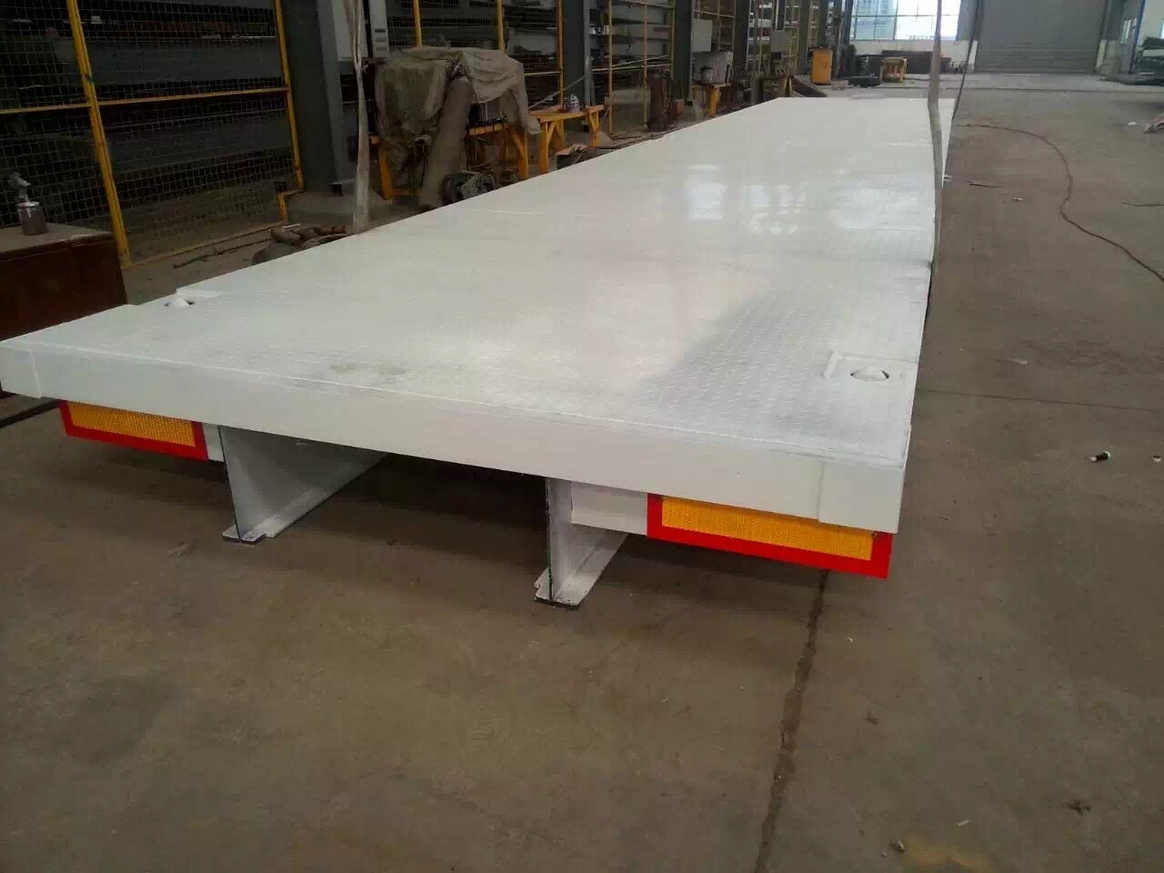 Flatbed / Chassis Trailer In CKD