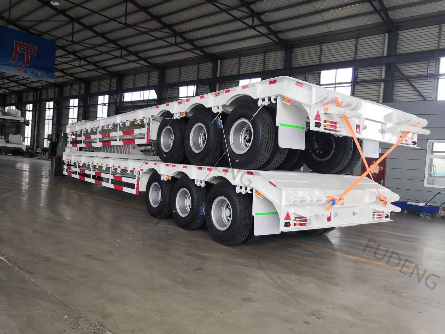 3 axles lowbed semi trailer be sent to South Sudan 