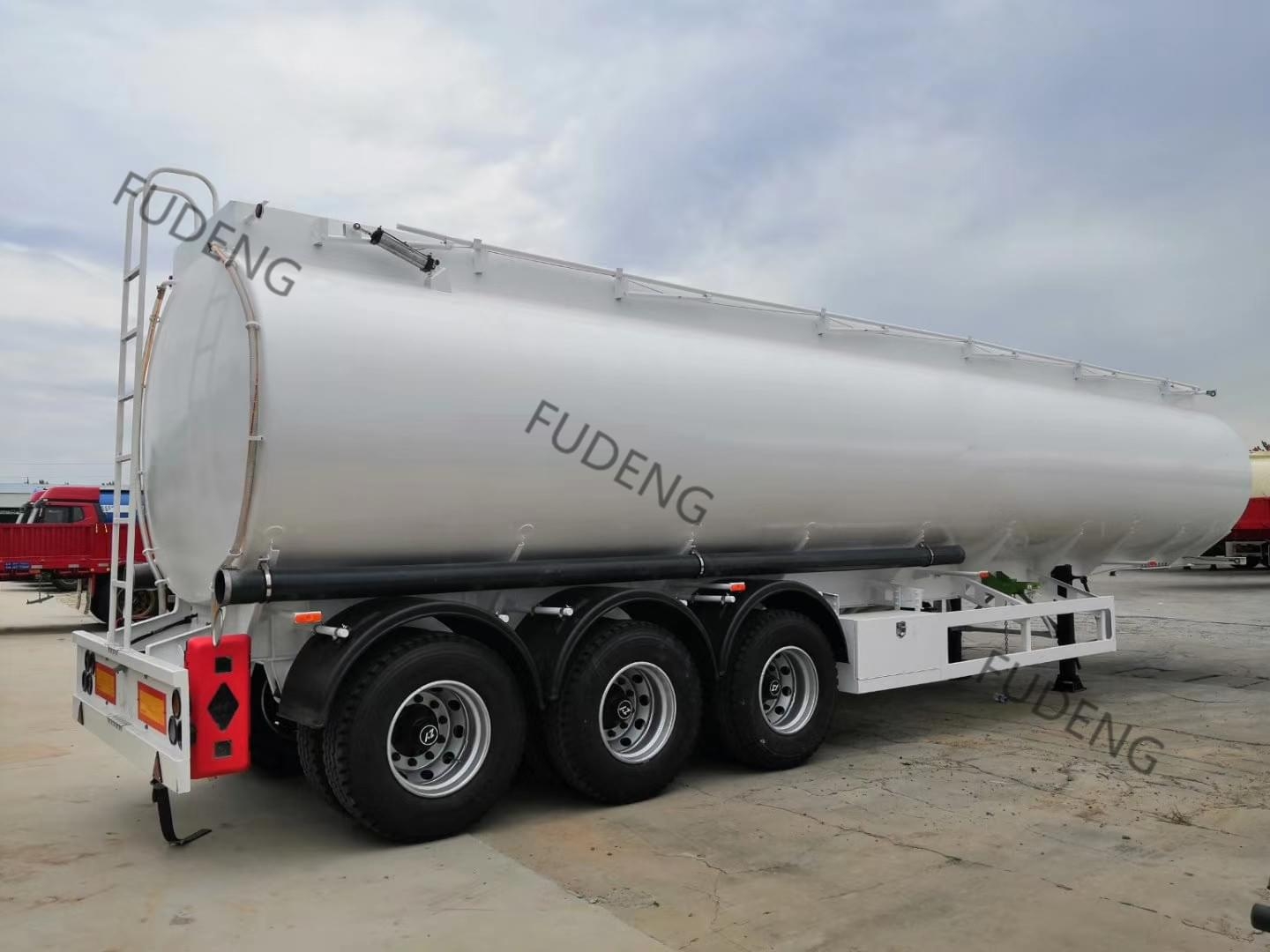 Fudeng fuel tanker trailer workmanship