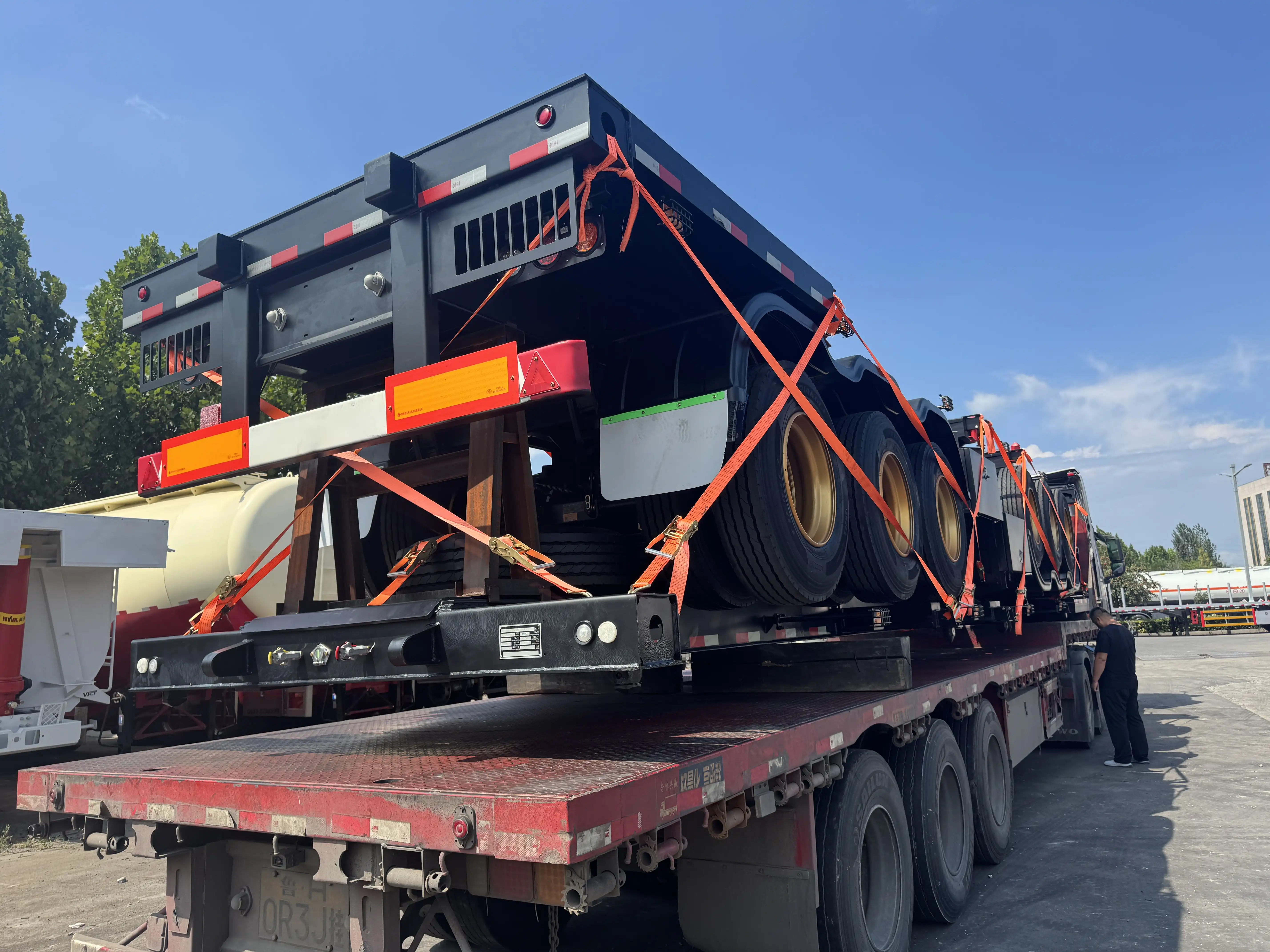 Fudeng Trailers Custom Skeleton Trailers Shipped to Africa2