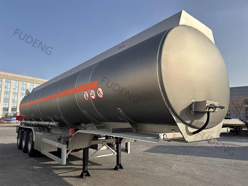 3 Axle Fuel Tanker Trailer_1