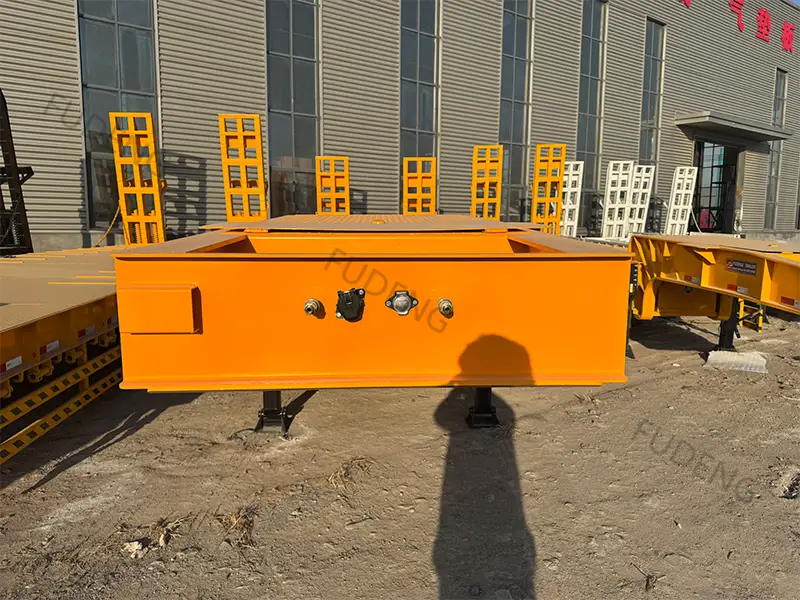 Yellow 3-Axle Low Boy Semi Trailer_1
